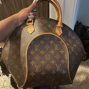 Louis Vuitton Ellipse MM